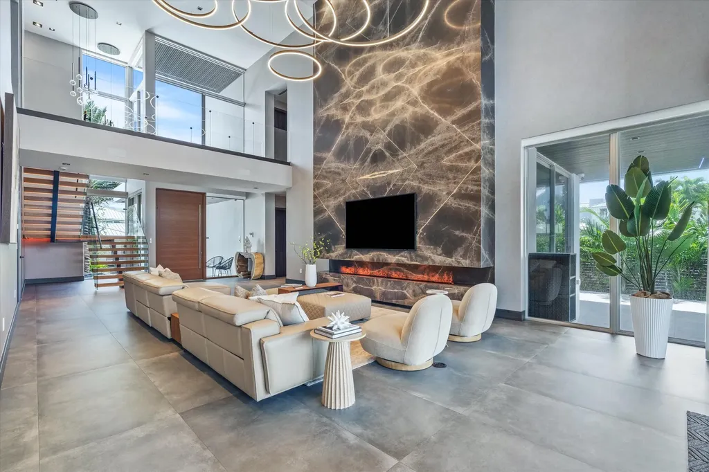 1528 SE 11th Street Fort Lauderdale FL 33316