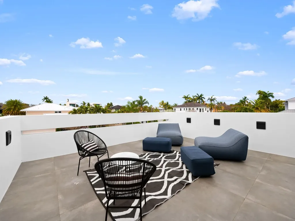 1528 SE 11th Street Fort Lauderdale FL 33316