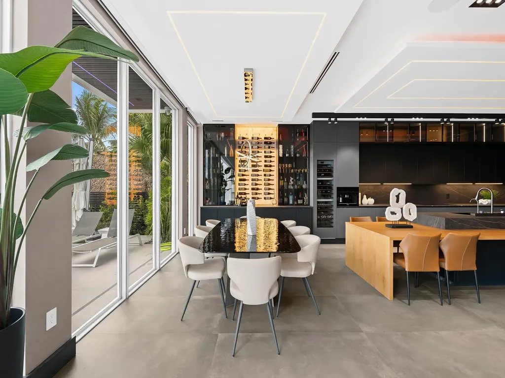 1528 SE 11th Street Fort Lauderdale FL 33316