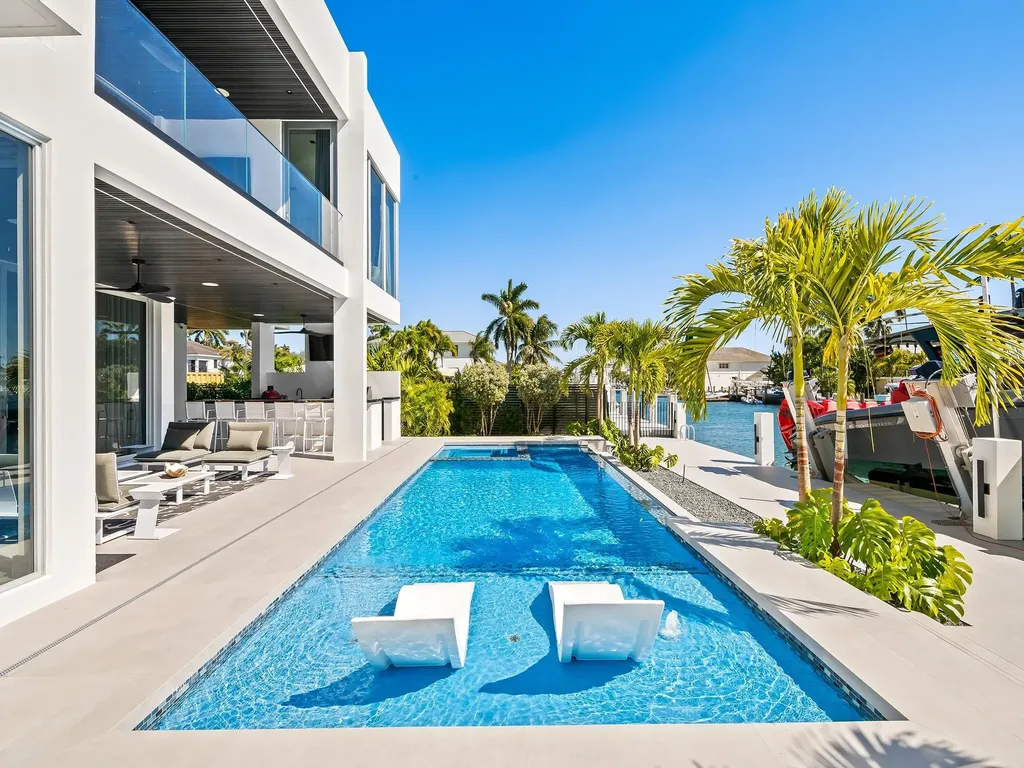1528 SE 11th Street Fort Lauderdale FL 33316