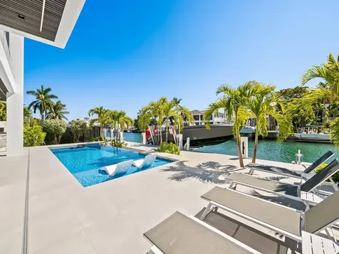 1528 SE 11th Street Fort Lauderdale FL 33316