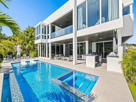 1528 SE 11th Street Fort Lauderdale FL 33316