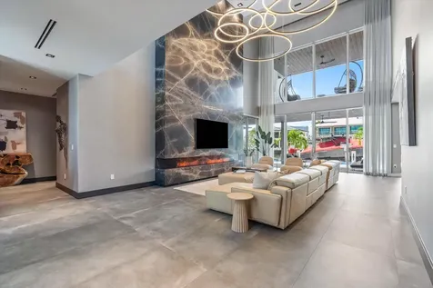 1528 SE 11th Street Fort Lauderdale FL 33316