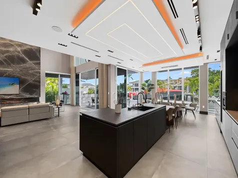 1528 SE 11th Street Fort Lauderdale FL 33316
