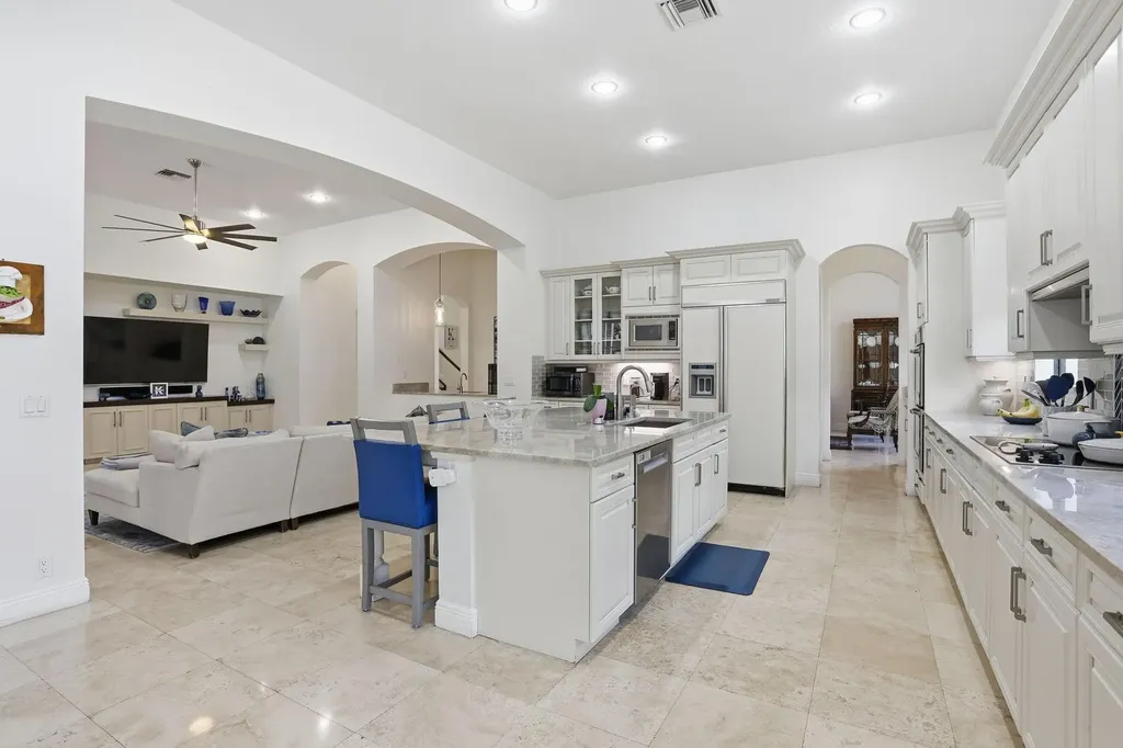 9411 Eden Manor Parkland FL 33076