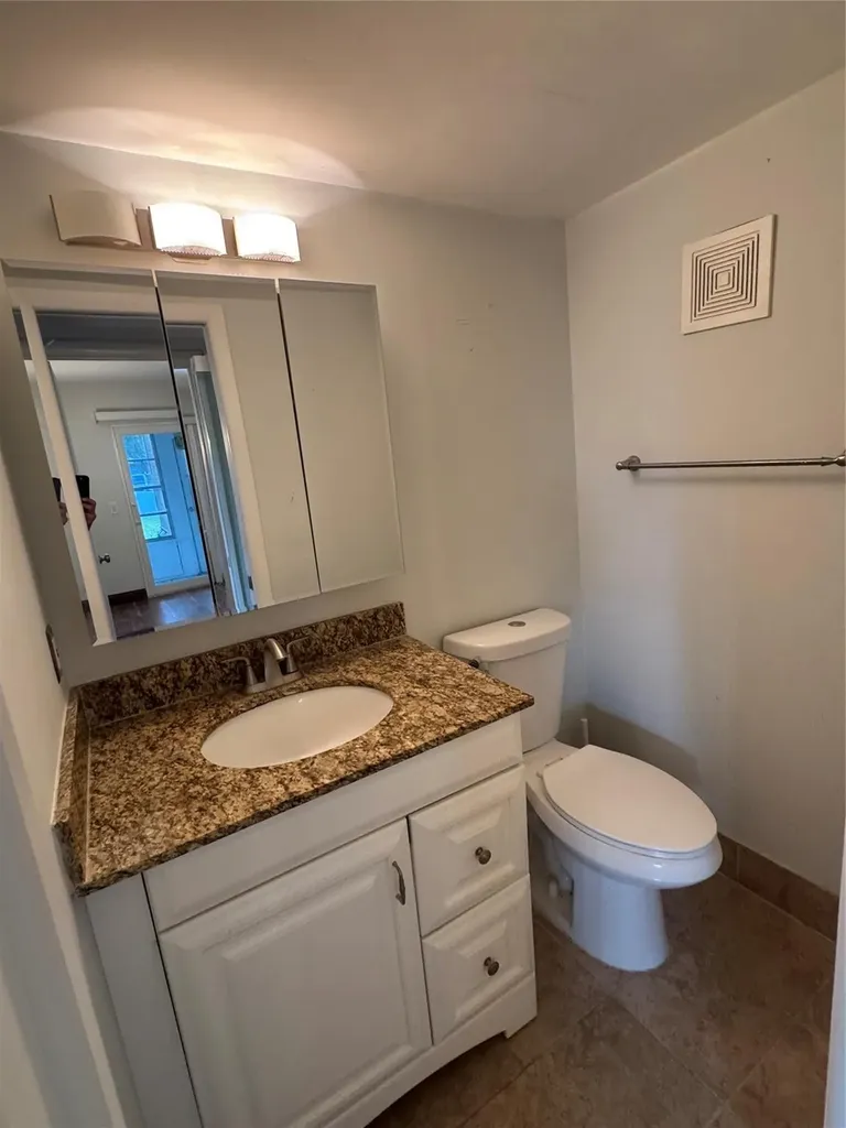 76 Westbury D Deerfield Beach FL 33442