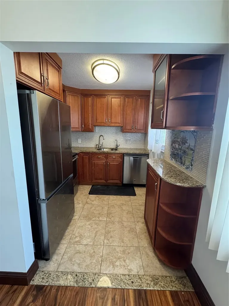 76 Westbury D Deerfield Beach FL 33442