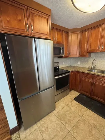 76 Westbury D Deerfield Beach FL 33442