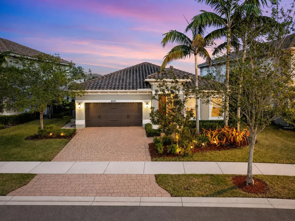 8550 Lakeside Bend Parkland FL 33076