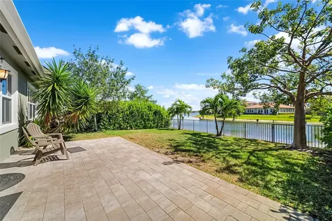 8550 Lakeside Bend Parkland FL 33076