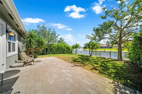 8550 Lakeside Bend Parkland FL 33076