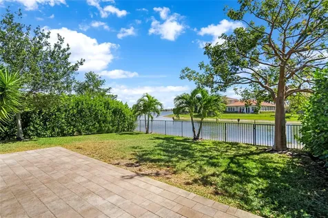 8550 Lakeside Bend Parkland FL 33076