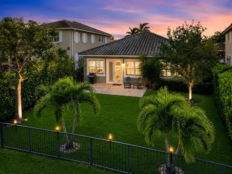 8550 Lakeside Bend Parkland FL 33076