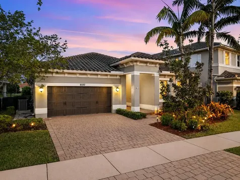 8550 Lakeside Bend Parkland FL 33076