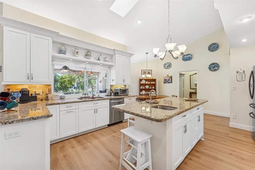 128 NW 110th Way Coral Springs FL 33071