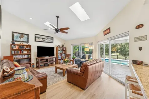 128 NW 110th Way Coral Springs FL 33071