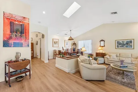 128 NW 110th Way Coral Springs FL 33071
