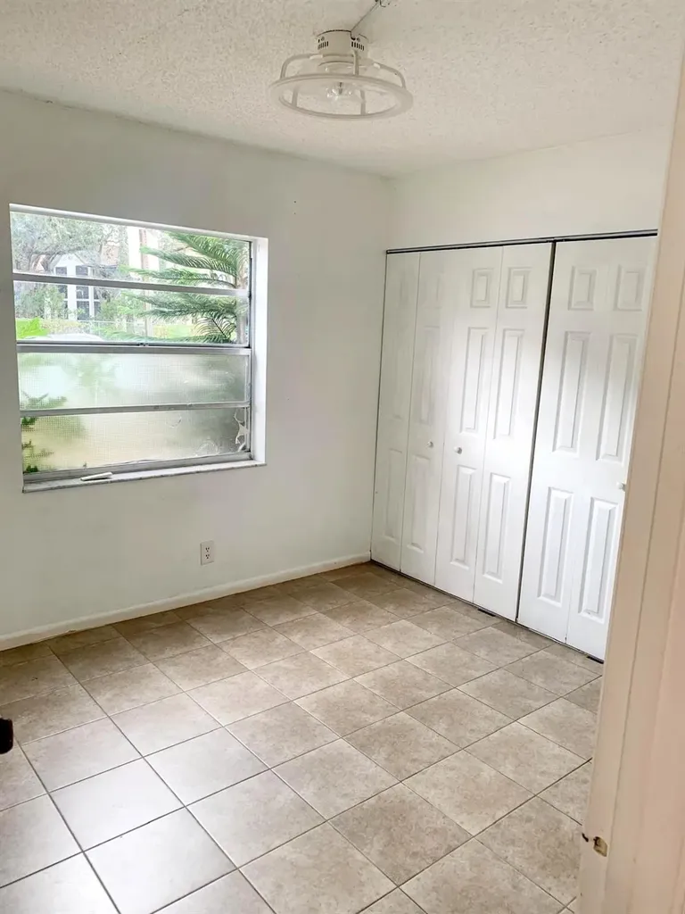 10234 Twin Lakes Drive Coral Springs FL 33071