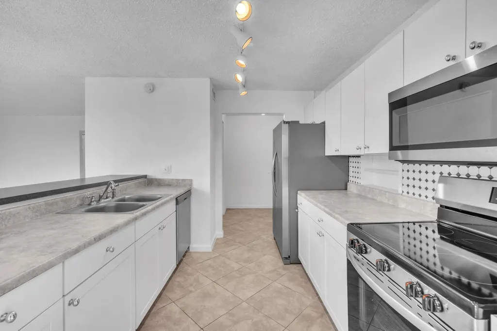 3100 N Pine Island Road Sunrise FL 33351