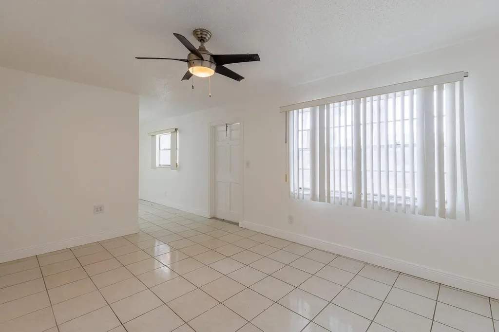 6211 SW 37th Street Davie FL 33314