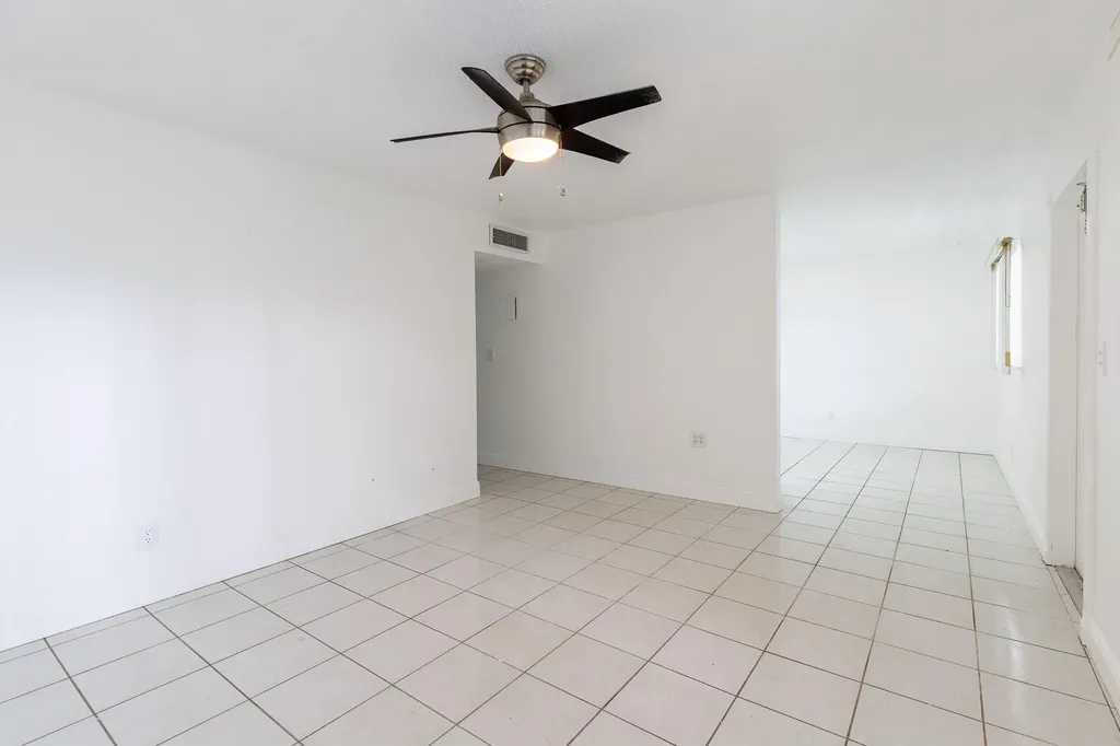 6211 SW 37th Street Davie FL 33314