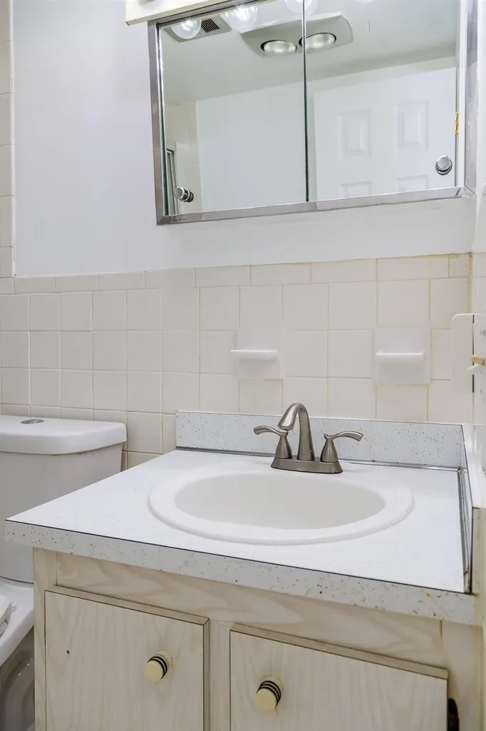 6211 SW 37th Street Davie FL 33314