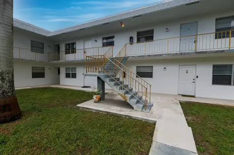 6211 SW 37th Street Davie FL 33314