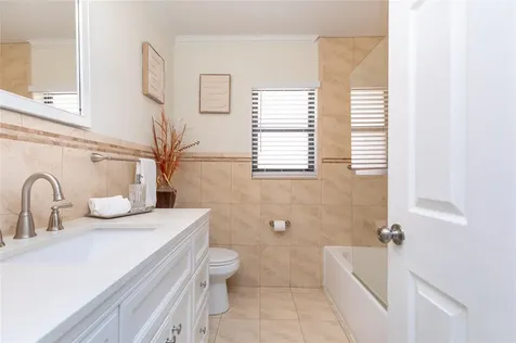 6484 NW 55th Manor Coral Springs FL 33067