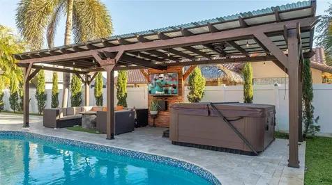 6484 NW 55th Manor Coral Springs FL 33067