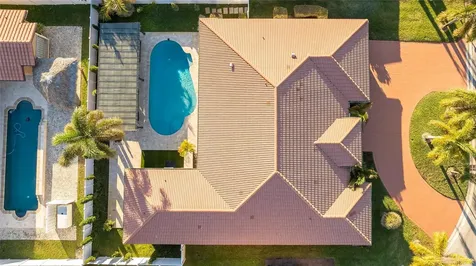 6484 NW 55th Manor Coral Springs FL 33067