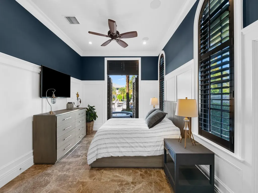 2319 NE 28th Street Lighthouse Point FL 33064