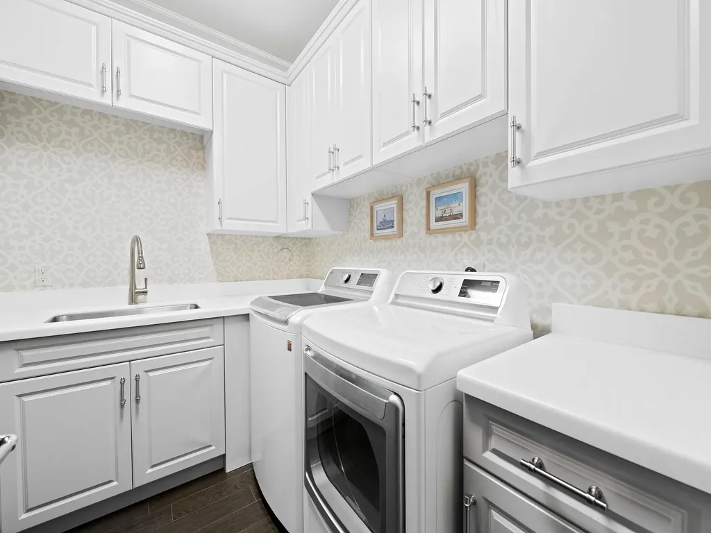 2319 NE 28th Street Lighthouse Point FL 33064