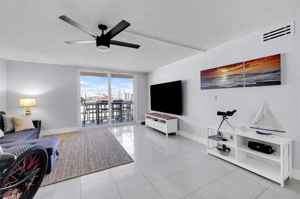 801 S Ocean Drive Hollywood FL 33019