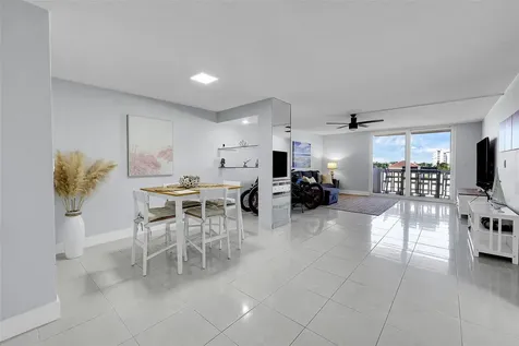 801 S Ocean Drive Hollywood FL 33019
