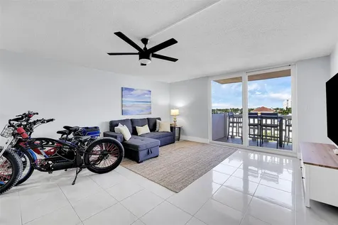 801 S Ocean Drive Hollywood FL 33019