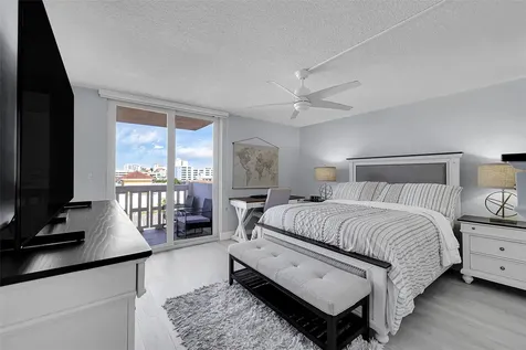 801 S Ocean Drive Hollywood FL 33019