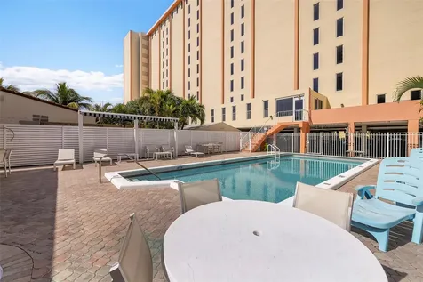 801 S Ocean Drive Hollywood FL 33019