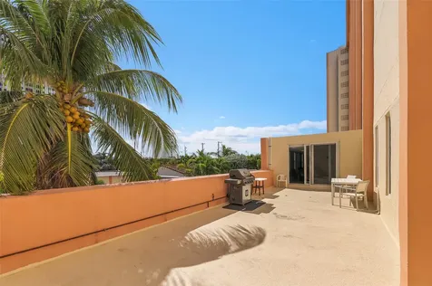 801 S Ocean Drive Hollywood FL 33019