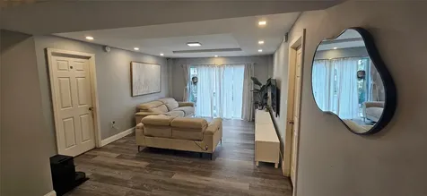 4156 Inverrary Drive Lauderhill FL 33319