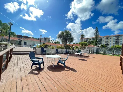 4156 Inverrary Drive Lauderhill FL 33319