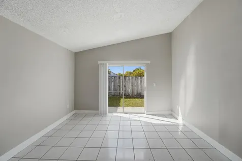 5860 SW 150th Avenue Miami FL 33193