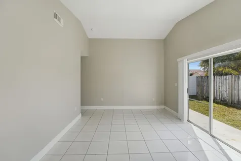 5860 SW 150th Avenue Miami FL 33193