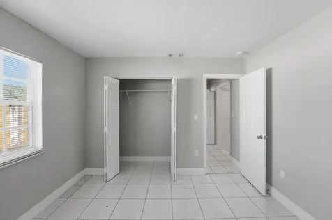 5860 SW 150th Avenue Miami FL 33193