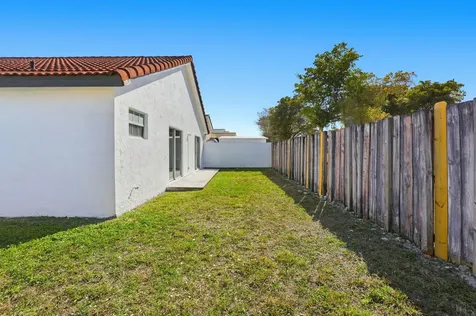 5860 SW 150th Avenue Miami FL 33193