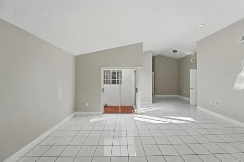 5860 SW 150th Avenue Miami FL 33193