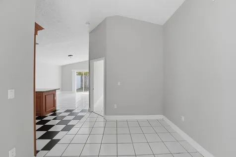 5860 SW 150th Avenue Miami FL 33193