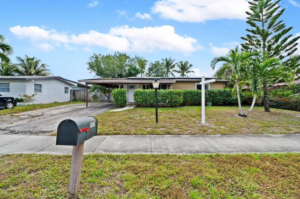 5554 SW 6th Street Margate FL 33068