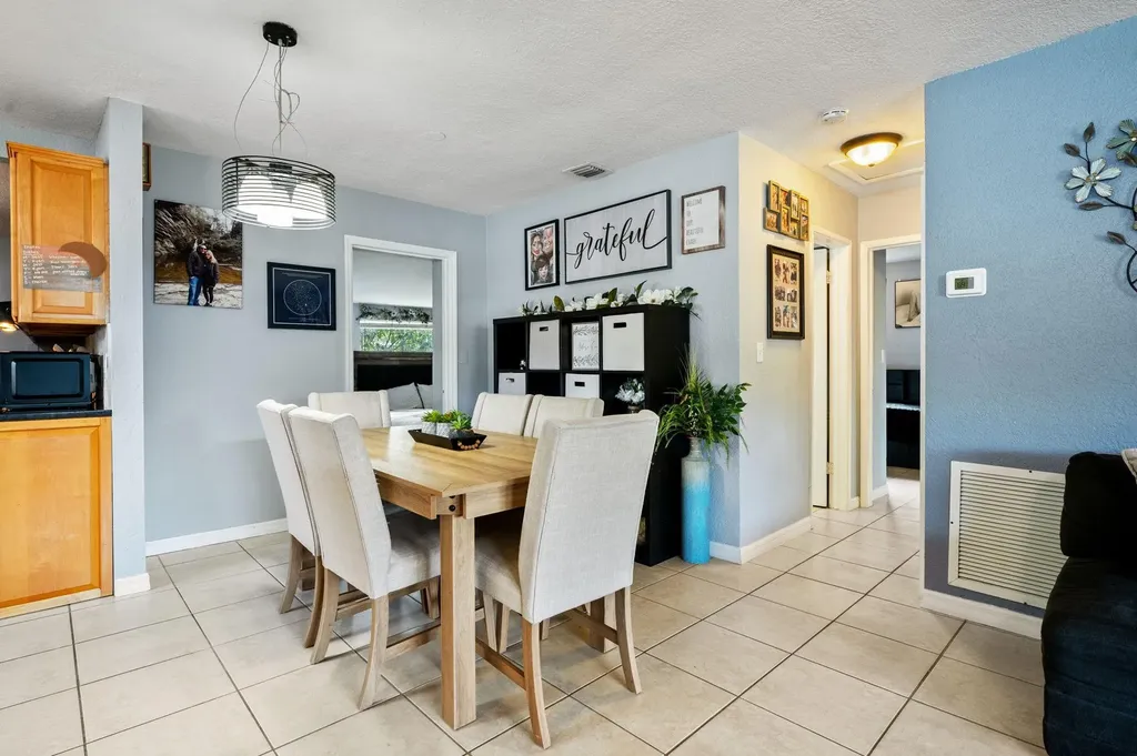 5554 SW 6th Street Margate FL 33068