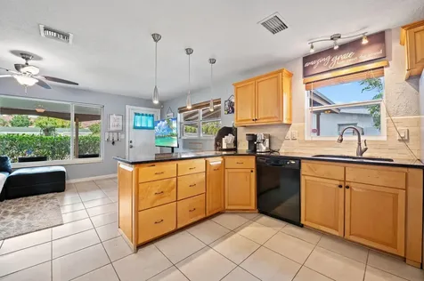 5554 SW 6th Street Margate FL 33068