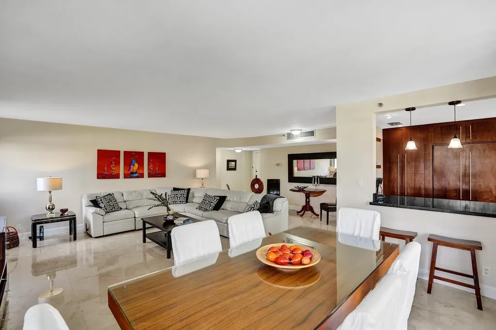 1361 S Ocean Bl Pompano Beach FL 33062